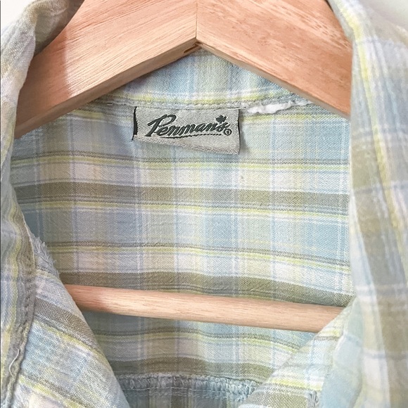 Vintage Summer Button Up - Picture 3 of 3